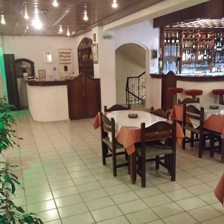 Efi Hotel Μάλια Εξωτερικό φωτογραφία