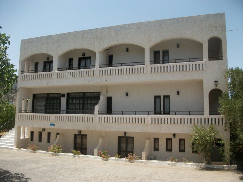 Efi Hotel Μάλια Εξωτερικό φωτογραφία