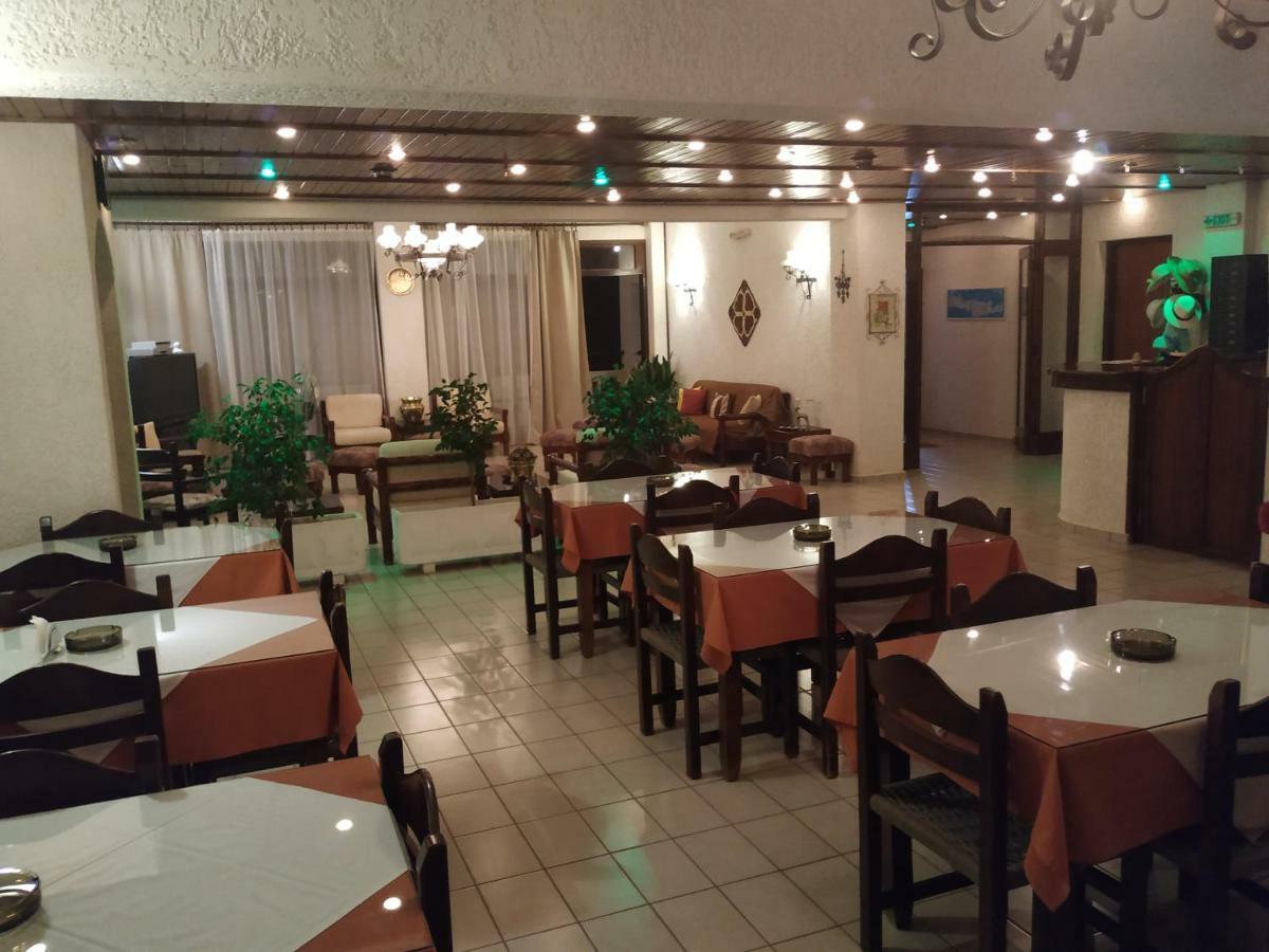 Efi Hotel Μάλια Εξωτερικό φωτογραφία